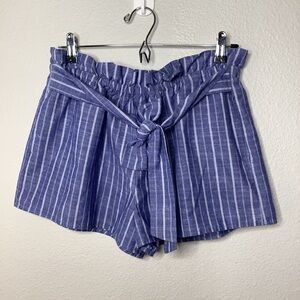 Love Tree High Waist Blue and White Pleated Shorts
